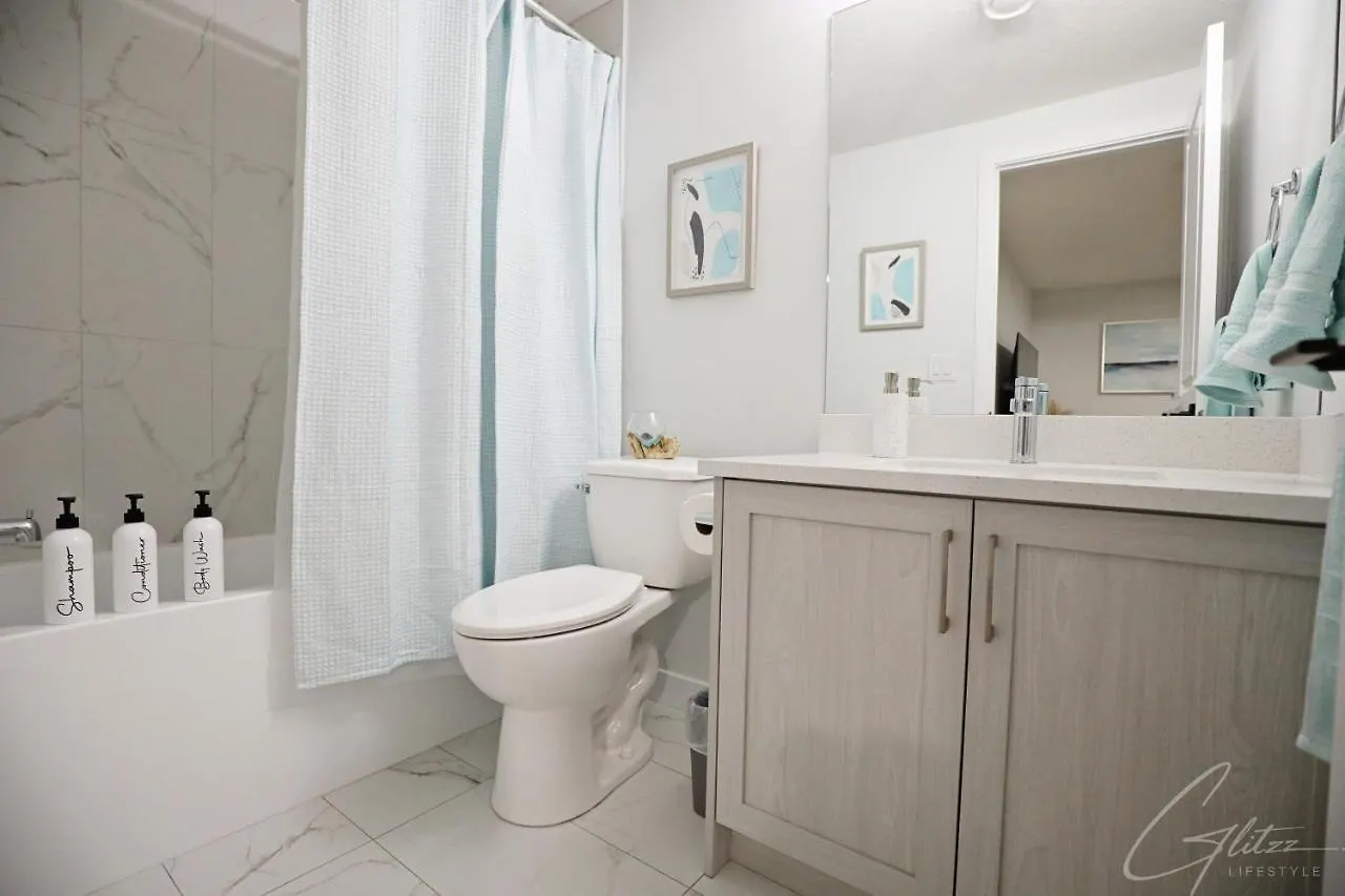 Stylish Suite With King Bed,Long Stays,Disney+,Airport 埃德蒙顿