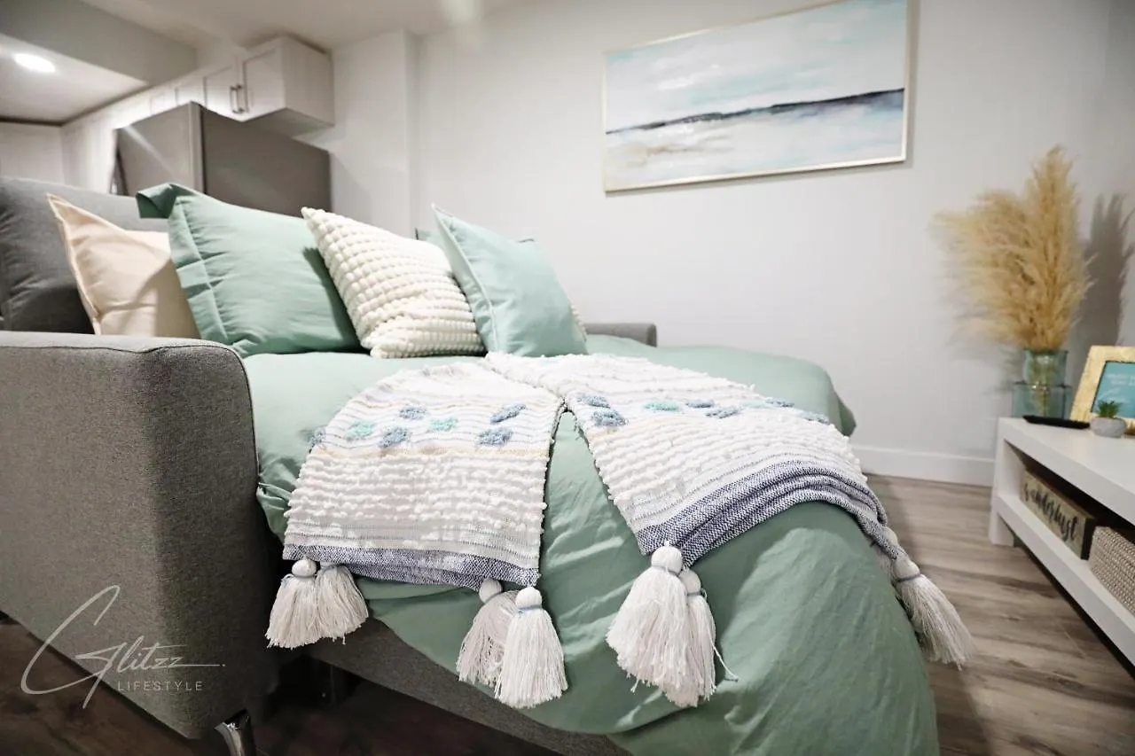 Stylish Suite With King Bed,Long Stays,Disney+,Airport 埃德蒙顿 度假居